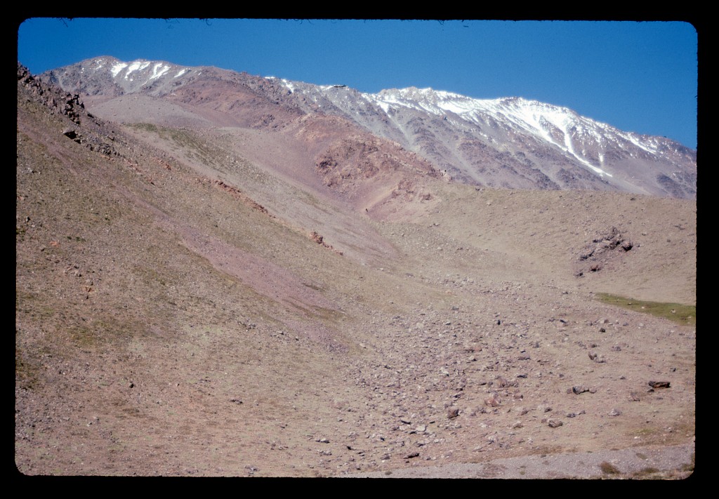 Looking southwest up to Cerro Pico Franke (on left) and Lomas Amarillas (on right)