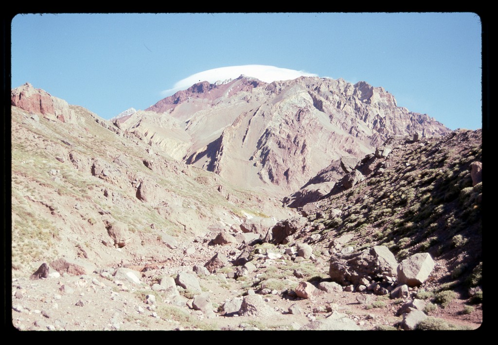 Looking north from near Confluencia to Aconcagua with a lenticular cloud over its summit