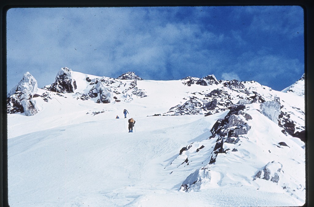 On ridge above Denali Pass