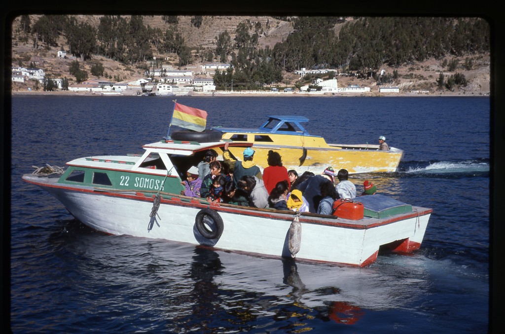 7-3-96 passengers crossing for 20 cents at Tiquina #2