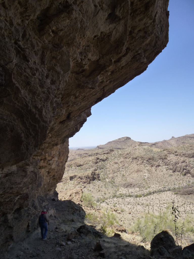 The overhang above the ramp.