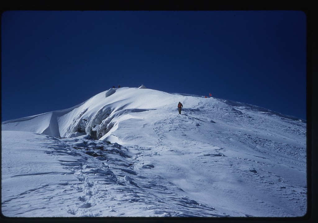 Nearing the summit of Popo